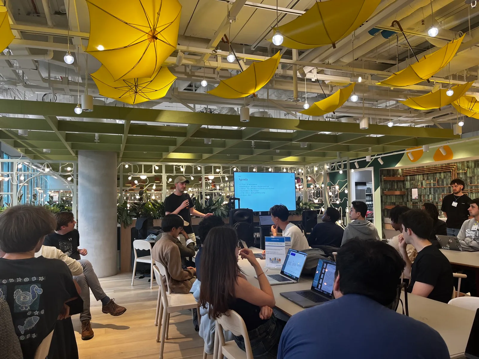 Hackathon that V7 sponsored